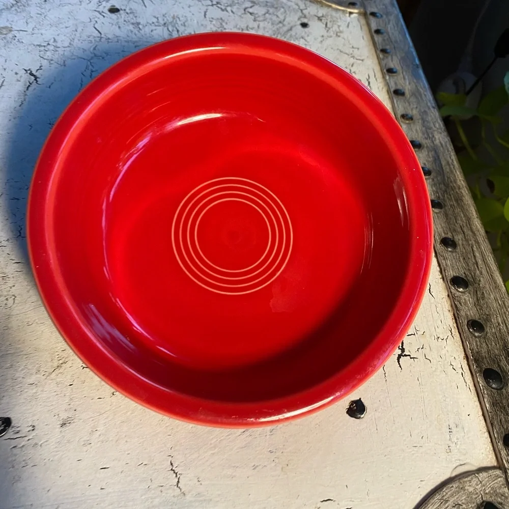 1 Fiesta Ware Scarlet 18 oz Cereal Bowl
